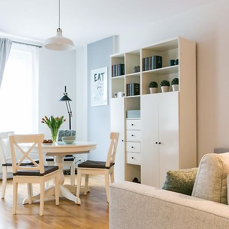 Forget Me Not Apartment Warszawa Exteriör bild